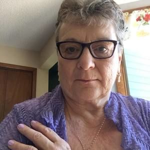 Meet your Posher, Carole